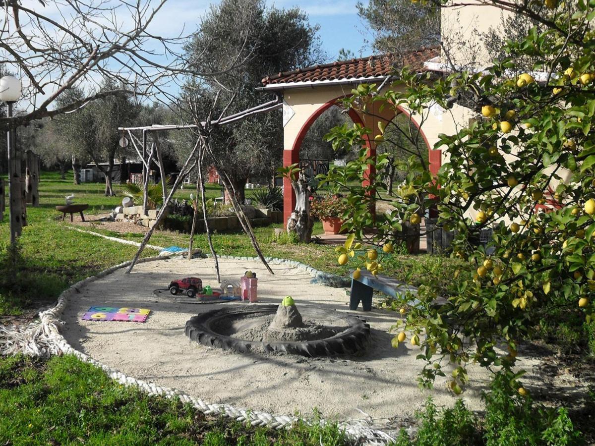 فندق Camping Terreno-Ro-Bi-Li كوتروفيانو المظهر الخارجي الصورة